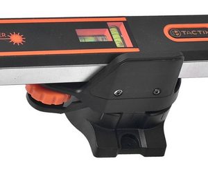 Nivel Laser Con Base Ajustable Tactix Cod 254101
